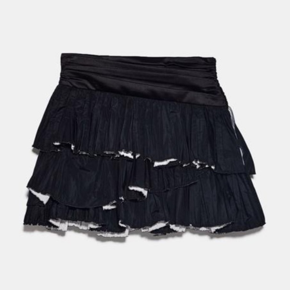 NWT Zara Pleated Waist Ruffled Black Skirt in size small